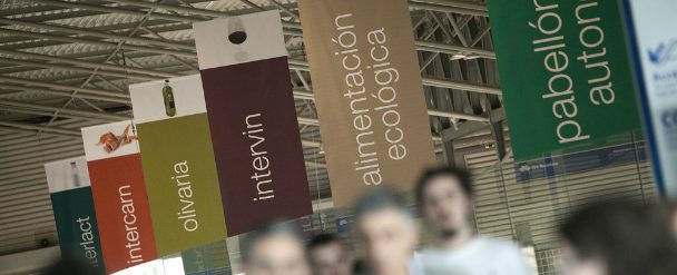 Lee más sobre el artículo Familia Martínez Bujanda presente en las ferias vitivinícolas más importantes