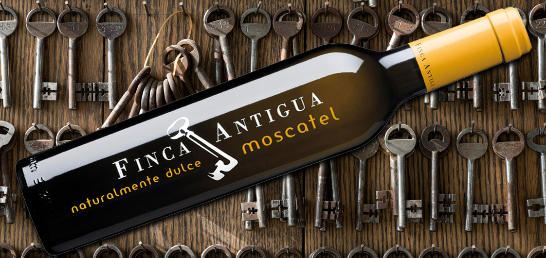 Read more about the article Grape varieties: the peculiarity of Finca Antigua (III)