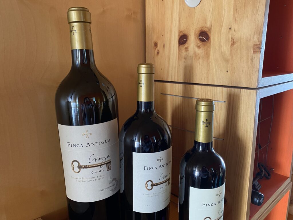 Botellas de vino tinto.Cuántos tamaños y formas de botellas de vino existen