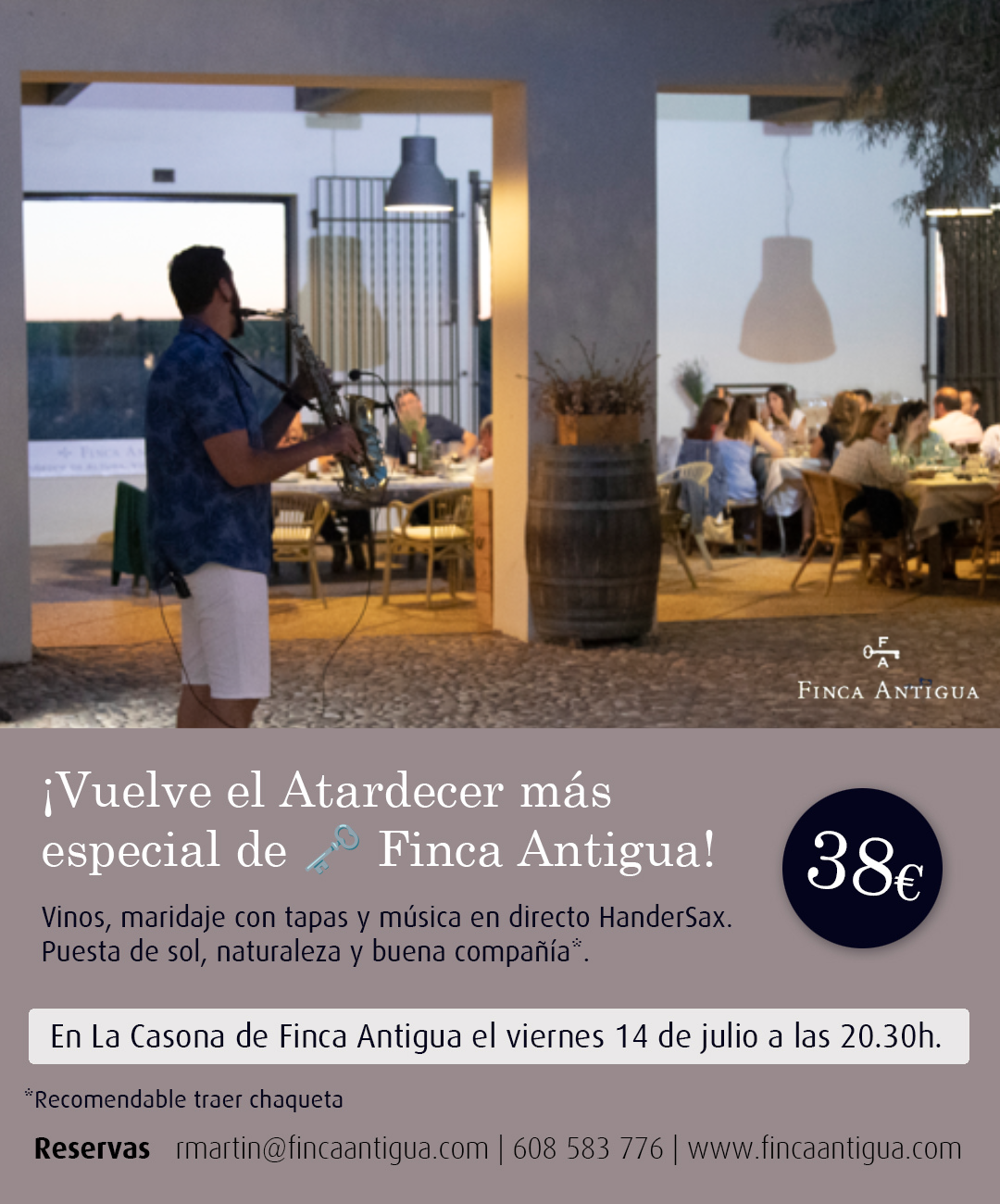 Read more about the article Sunset at Finca Antigua, the moment when the sun goes down and the pleasures emerge.
