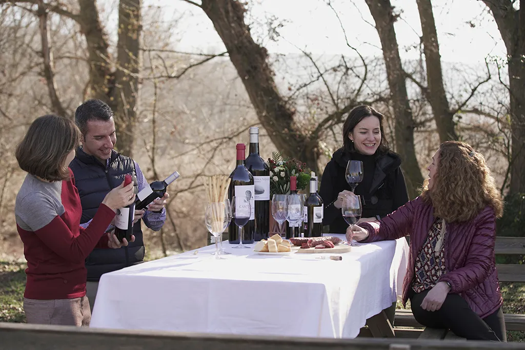 Flavors of the Ebro: Tasting and picnic by de Riverside (80 €/person) - Image 13