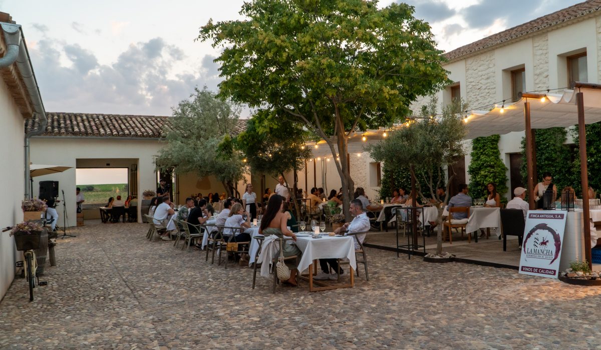 PATIO CASONA 2